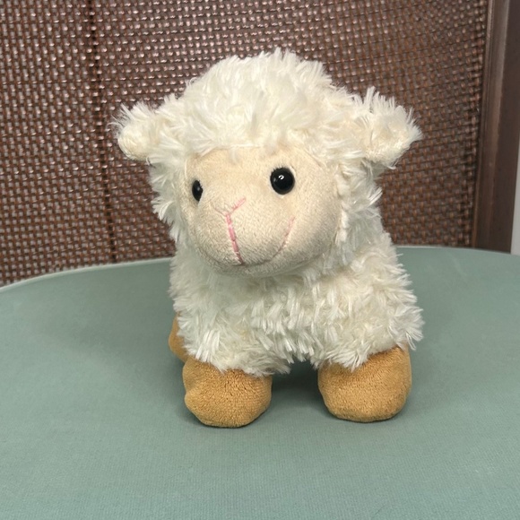 Cream Stuffed Lamb with Tan Hooves- Perfect for Bedtime! - Picture 4 of 6